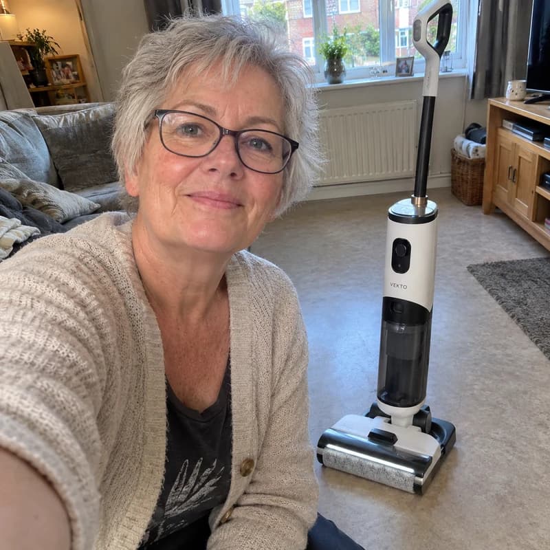 Lorraine T.'s photo with the Vekto Floor Washer F40