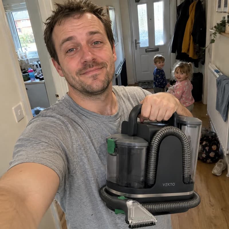 Jamie S.'s photo with the Vekto Spot Cleaner P30