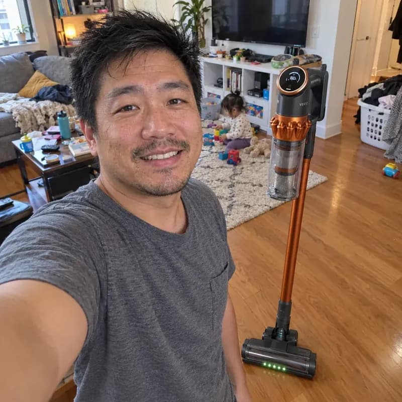 Brandon L.'s photo with the Vekto Vacuum V18